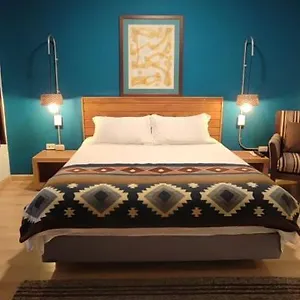 Casa Merced Hotel