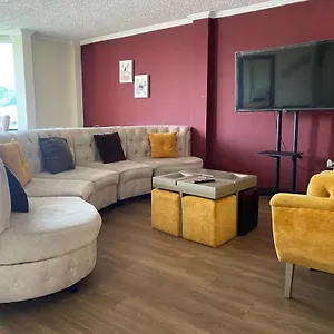 Departamento Lujoso De 3 Dormitorios Ecualodge5 Cuenca